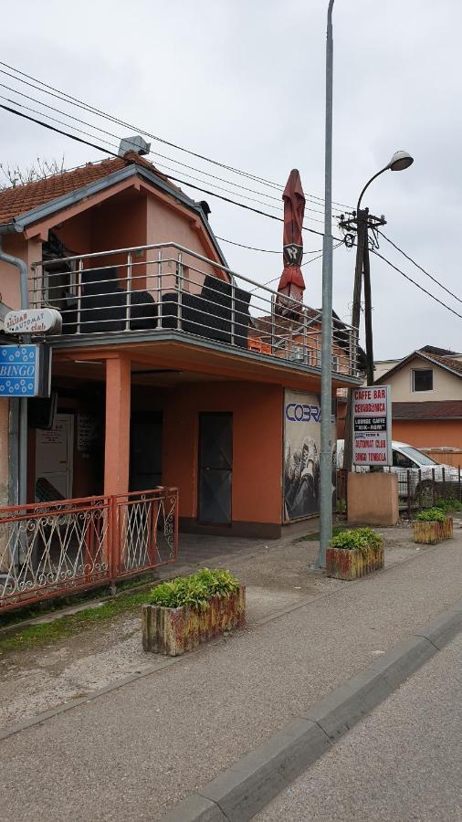Apartman Nik-Rom Bosanska Gradiska Exterior foto